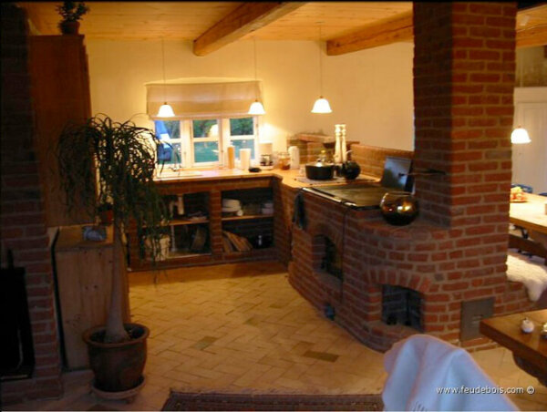 masonry-wood-stove-feu-de-bois-7