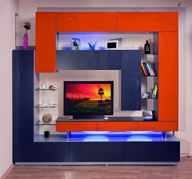 Мебель с телевизором в углу