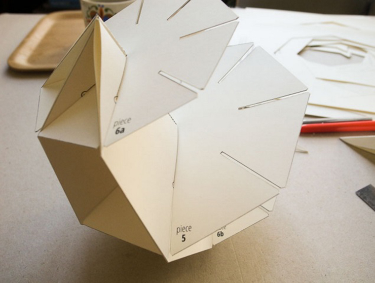 Геометрия декора: идеи и схемы для создания интерьерных украшений из бумаги, фото № 25
