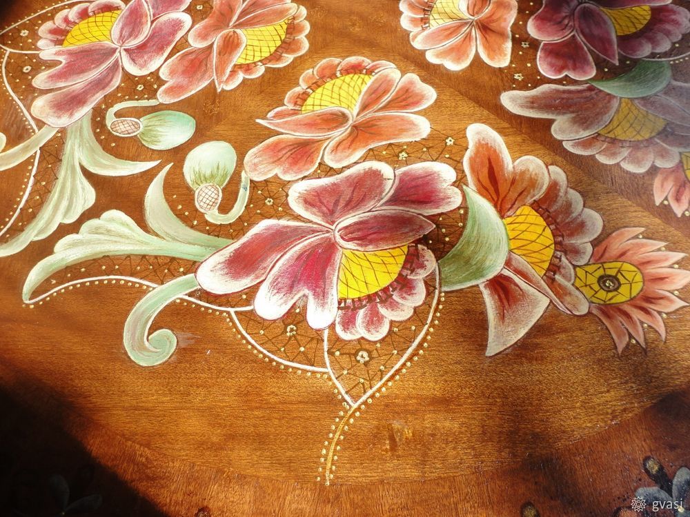 Новая жизнь старого стола: расписываем столешницу с использованием схемы старинной вышивки, фото № 23