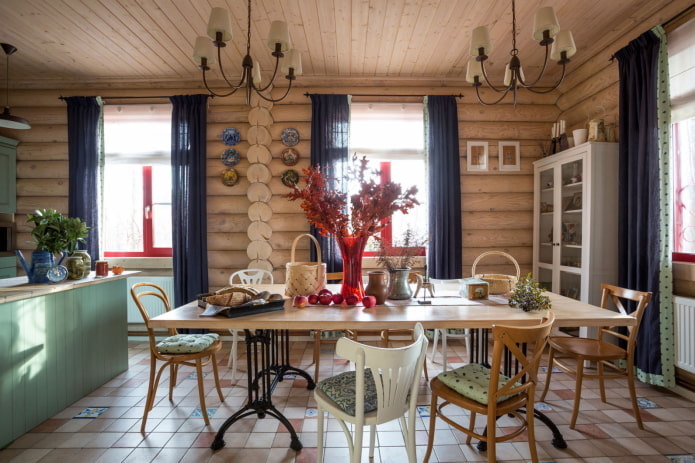обеденная группа в интерьере кухни в нордическом стиле