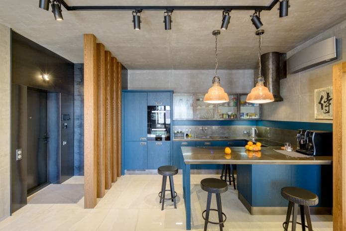 кухня в синих тонах в стиле лофт