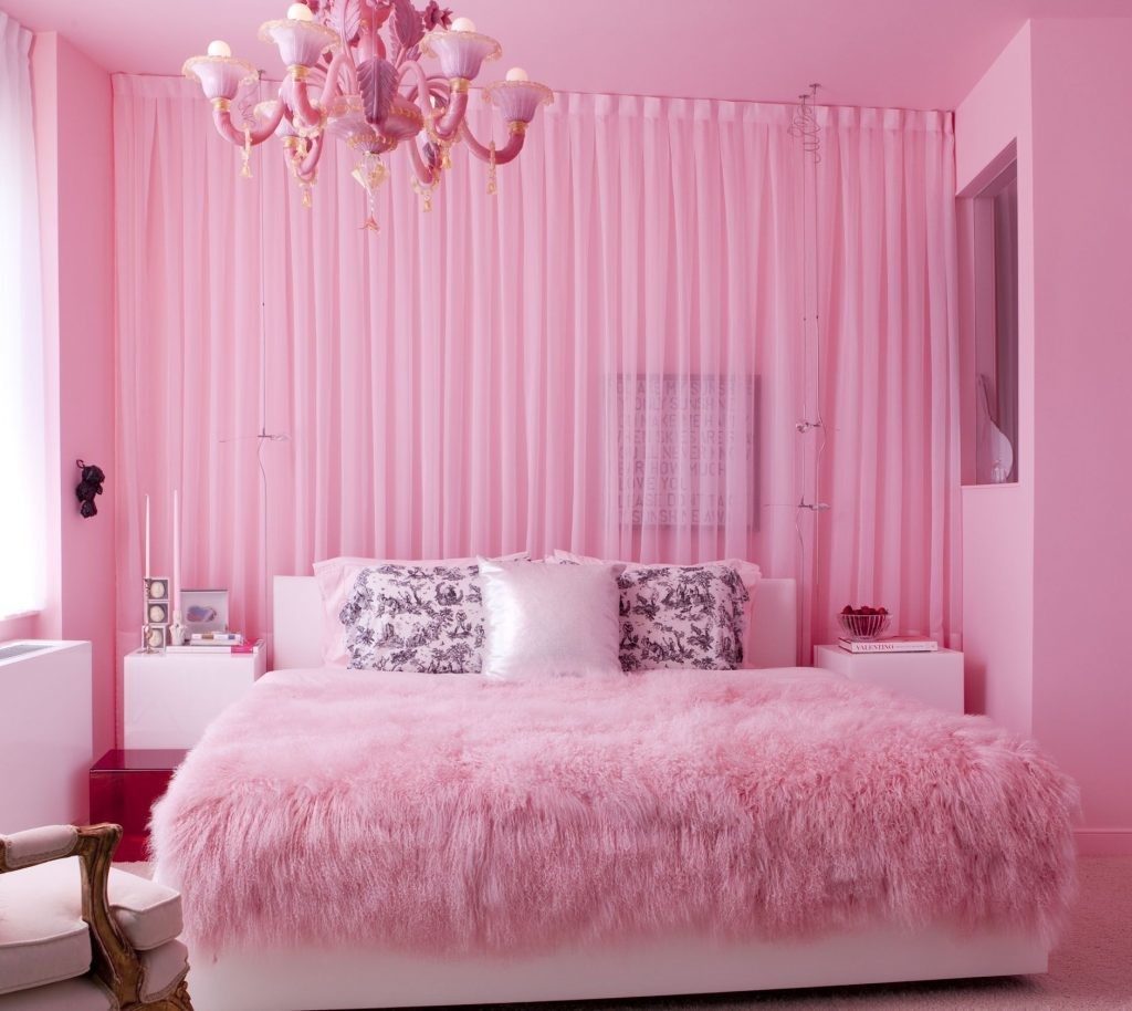 Мебель для спальни розового цвета