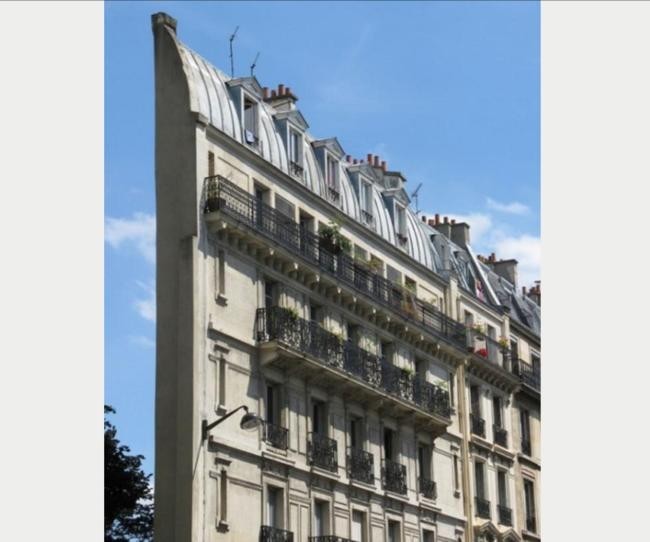 4. Дом Skinny Haussmann Building в Париже (Франция)
