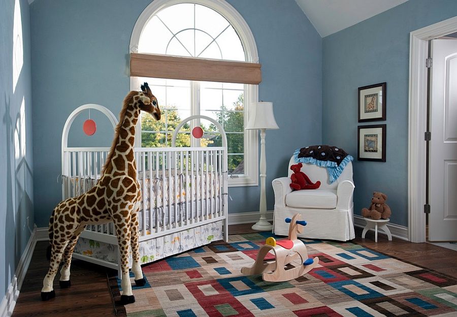 Красивый проект детской комнаты для младенца от Fredman Design Group