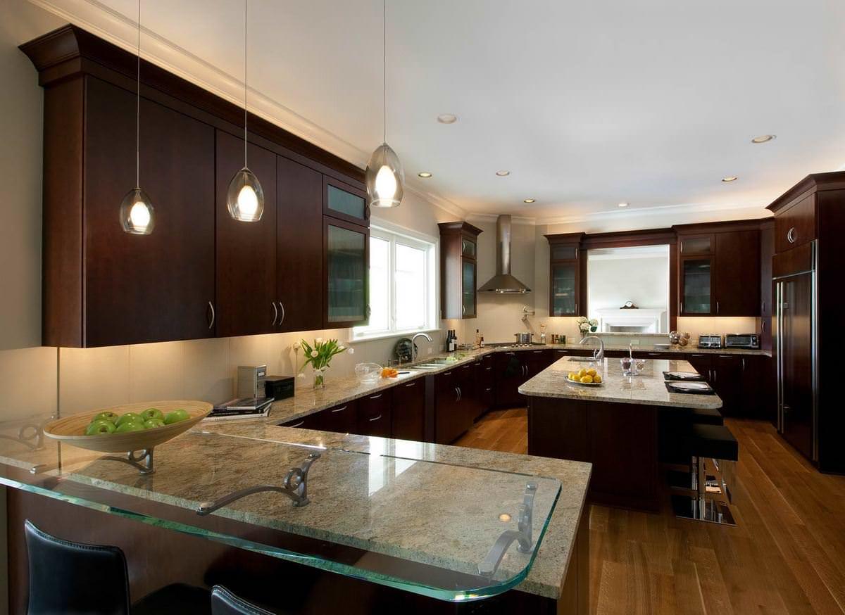 Совмещая кухню с гостиной, вы можете расширить площадь для совместных встреч с вашими родственниками и друзьями