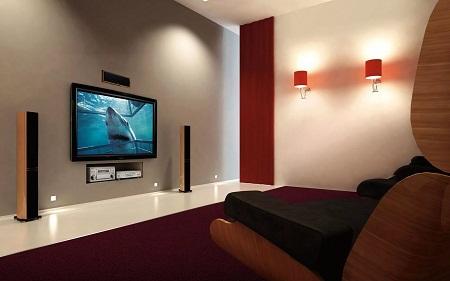 Повесив телевизор правильно, можно существенно улучшить эксплуатационные качества помещения 