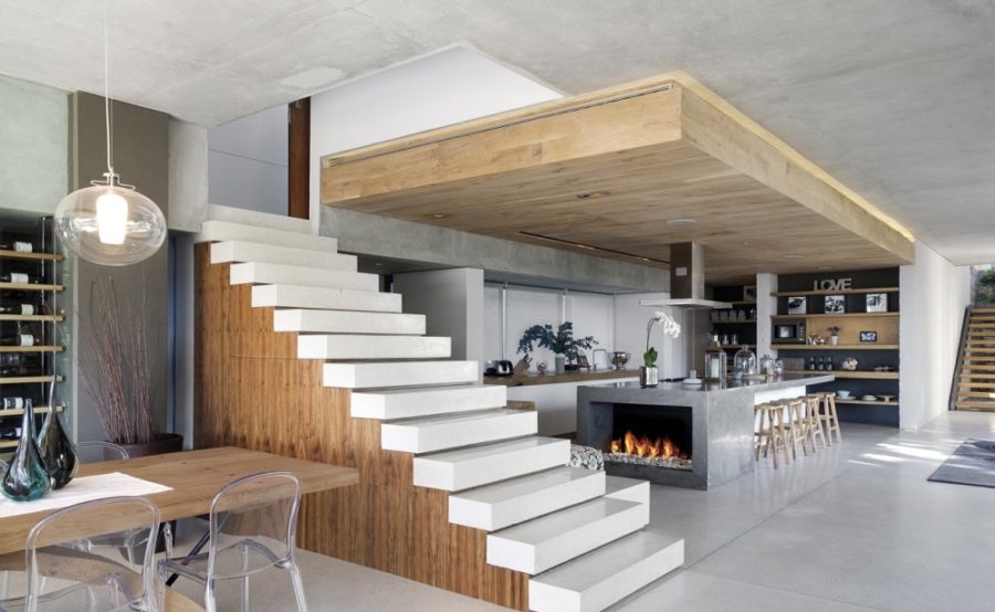 Современные тенденции в дизайне кухни в вашем доме - модель Glen 2961 с камином от Saota
