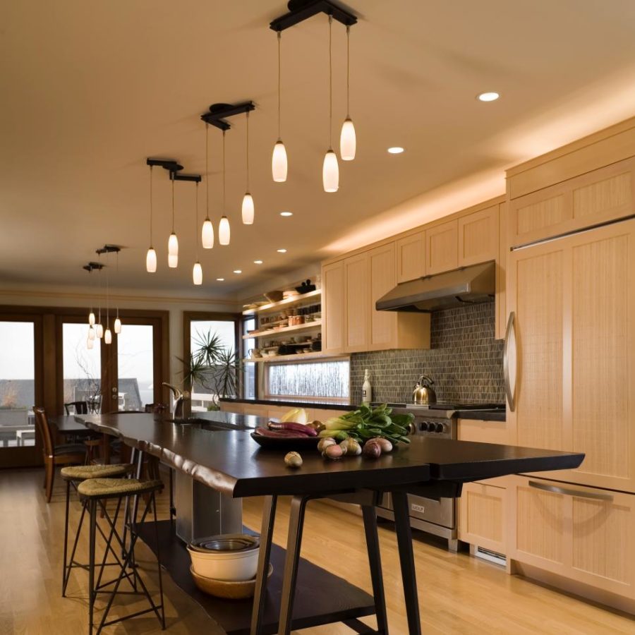 Современные тенденции в дизайне кухни в вашем доме - тёплые цвета