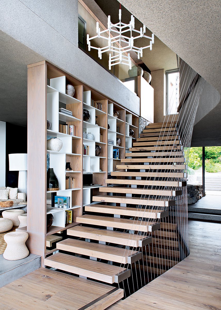 Дизайн коридора с лестницей в стиле модерн
