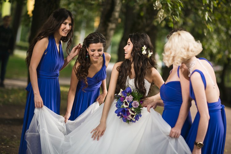Свадьба в синем цвете. Стильные подружки