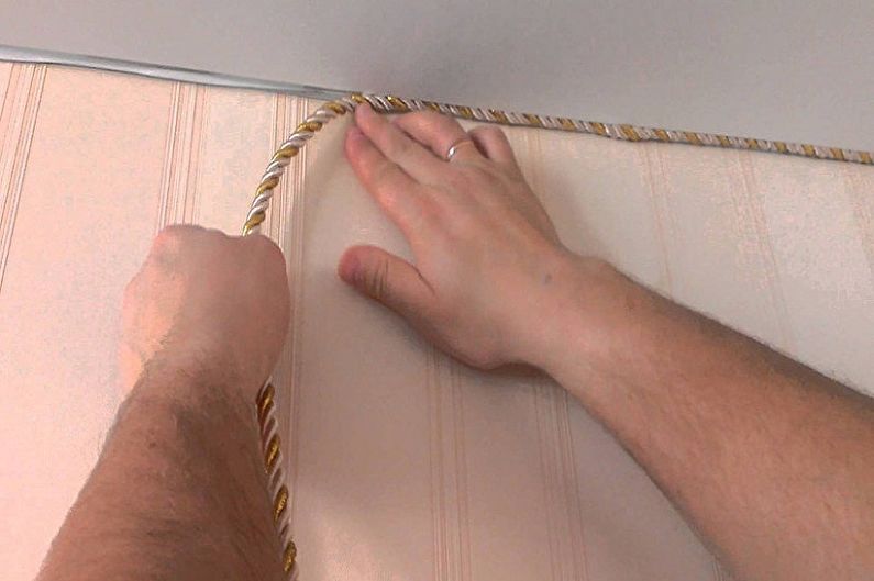 Виды плинтусов для натяжного потолка - Декоративный шнур