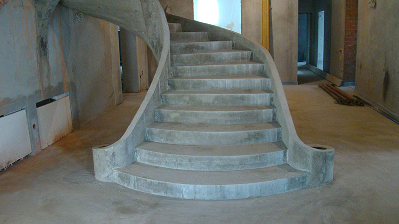 Преимущества бетонных лестниц