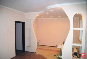  Витражные арки чаще всего используют для декорирования дверного проема